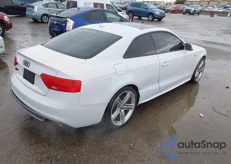 2013 Audi S5 3.0T Premium Plus z USA, uszkodzony, nr VIN WAUVGAFR5DA061189